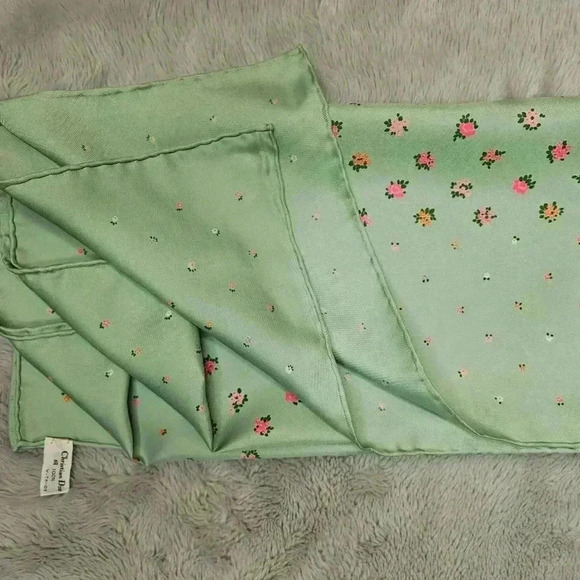 CDior Silk Shawl Scarf - Picture 14 of 14